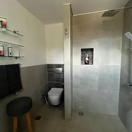 Pituresque Stonehouse With Endless View *