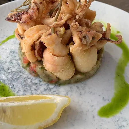 Pituresque Stonehouse With Endless View דירה *