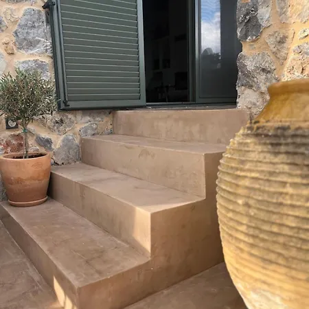 Pituresque Stonehouse With Endless View *