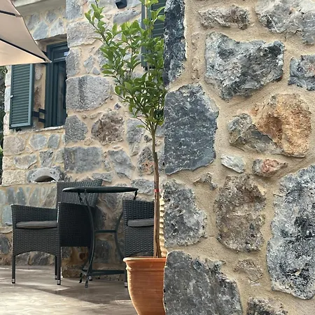 דירה Pituresque Stonehouse With Endless View