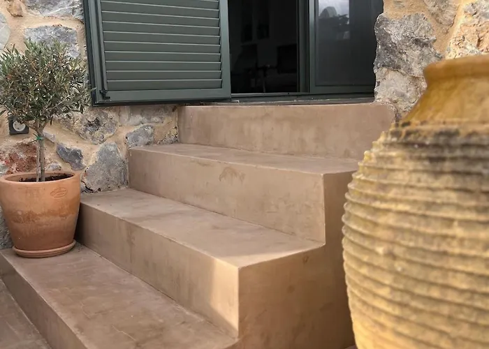 Pituresque Stonehouse With Endless View *